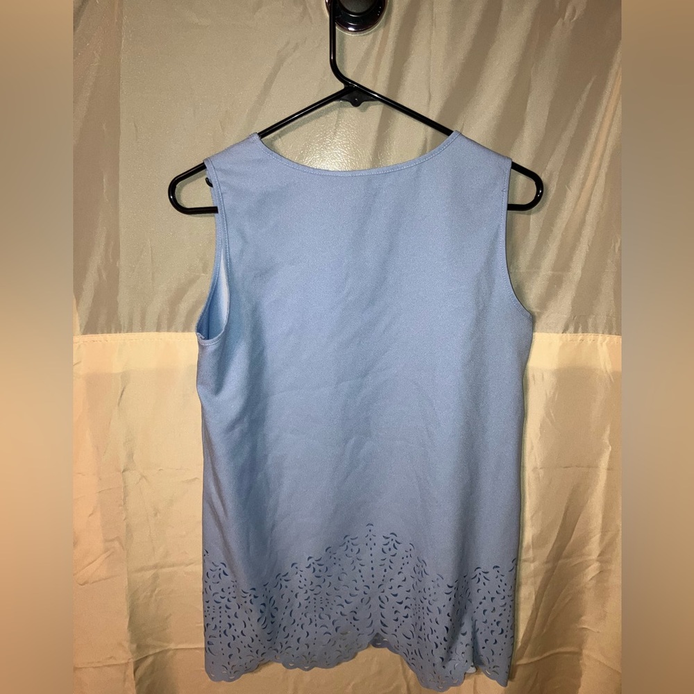Blue Tank - Picture 2 of 2
